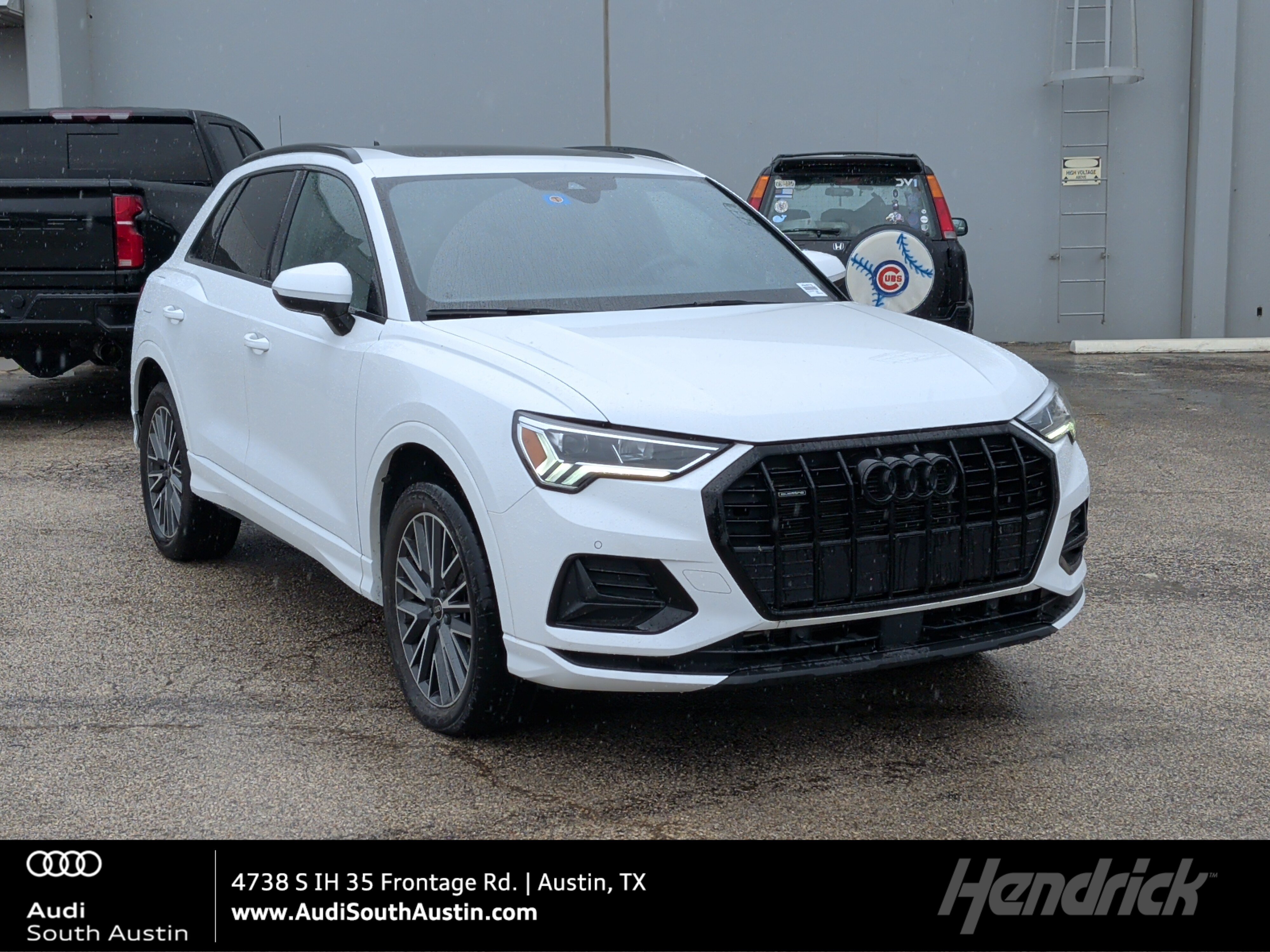 Certified 2023 Audi Q3 2.0T Premium w/ Convenience Package AWD/4WD image 1