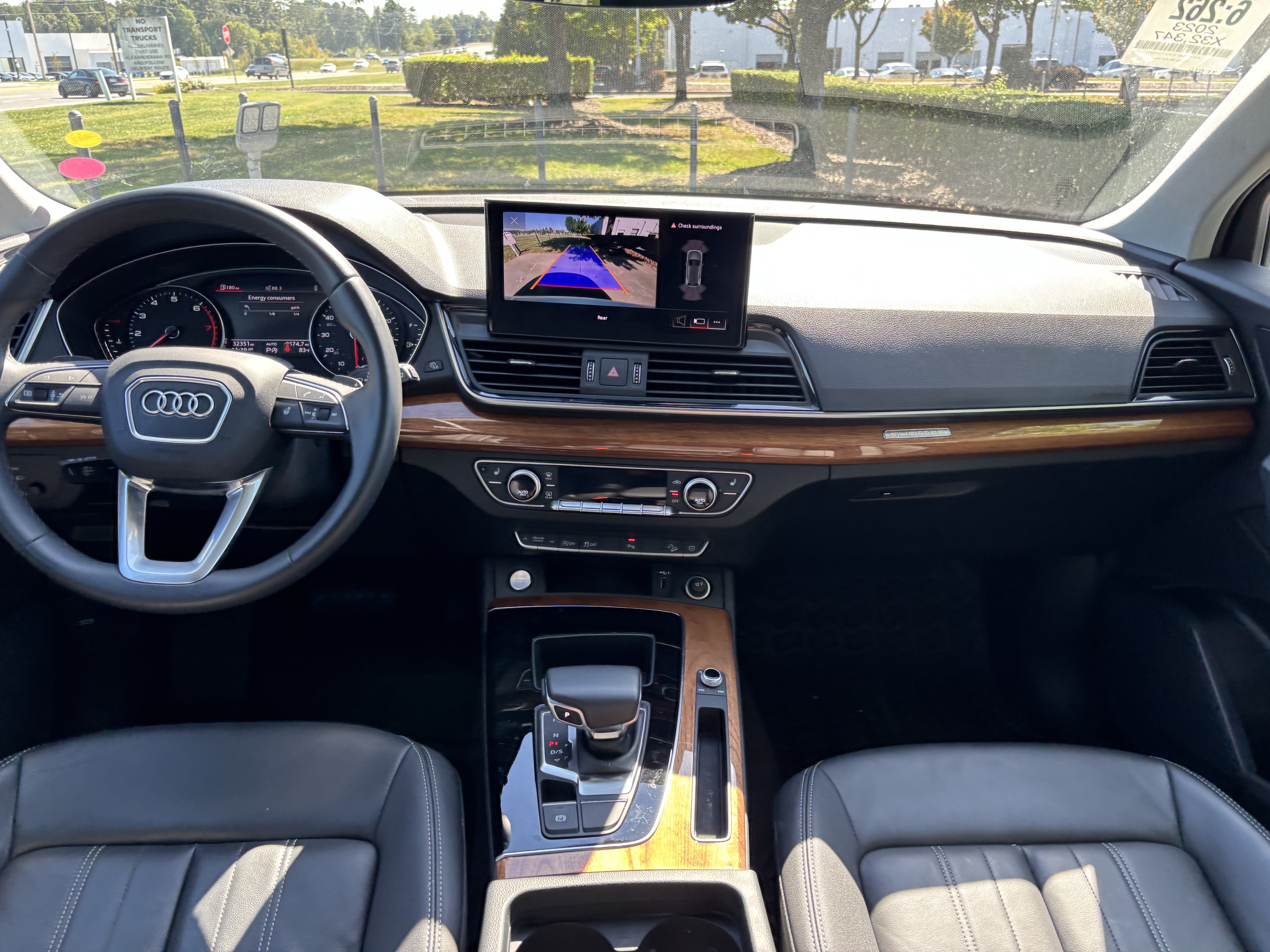 Used 2023 Audi Q5 2.0T Premium w/ Convenience Package AWD/4WD image 33