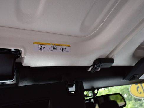 Used 2015 Jeep Wrangler Sport w/ Quick Order Package 24S AWD/4WD image 23