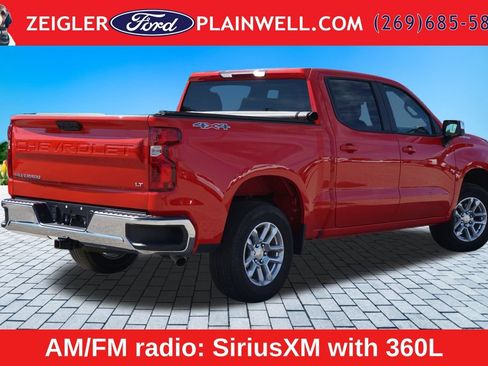 Used 2024 Chevrolet Silverado 1500 LT AWD/4WD image 5