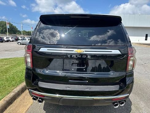 Used 2021 Chevrolet Tahoe High Country w/ Premium Package AWD/4WD image 6