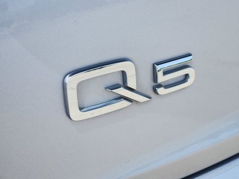 Used 2021 Audi Q5 2.0T Premium Plus AWD/4WD image 12