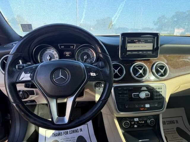 Used 2014 Mercedes-Benz CLA 250 4MATIC image 16