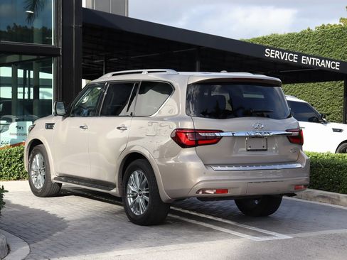 Certified 2023 INFINITI QX80 Luxe w/ Cargo Package image 5