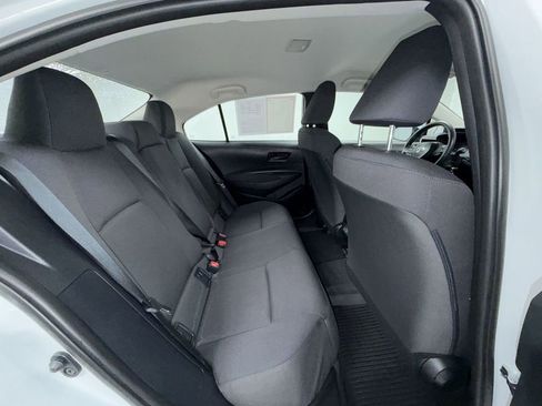 Certified 2025 Toyota Corolla LE image 18