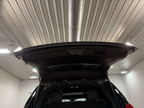 Used 2024 GMC Yukon Denali image 75