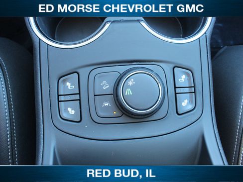 Used 2024 GMC Terrain SLT w/ LPO, Floor Liner Package FWD image 15