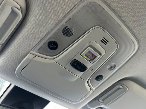 Certified 2022 Toyota Prius LE image 25