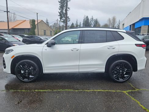 New 2026 Volkswagen Tiguan SE R-Line AWD/4WD image 2