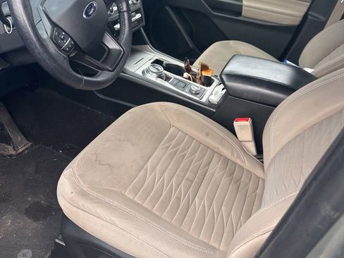 Used 2020 Ford Explorer XLT w/ Comfort Package image 5