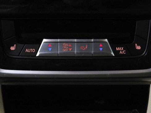 Used 2021 BMW X5 xDrive40i image 77