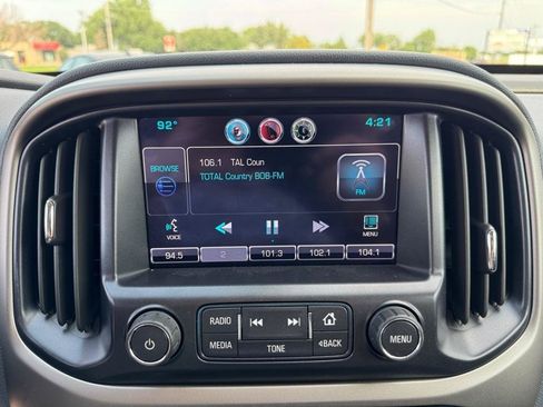 Used 2015 Chevrolet Colorado Z71 AWD/4WD image 37
