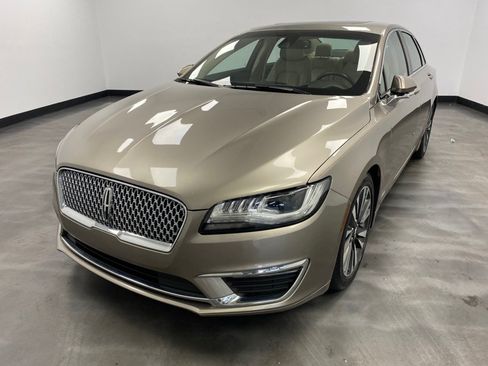 Used 2018 Lincoln MKZ Reserve w/ Climate Package AWD/4WD image 2