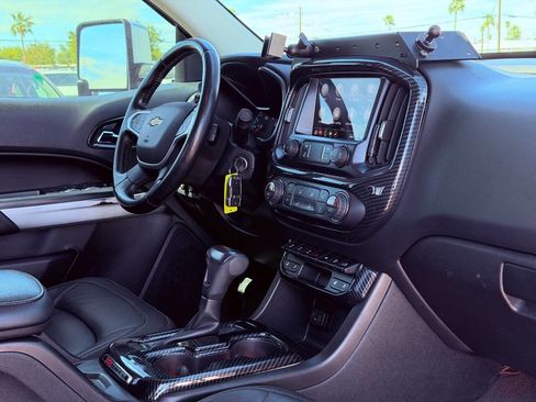 Used 2020 Chevrolet Colorado ZR2 w/ ZR2 Dusk Special Edition image 31