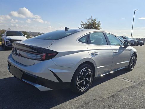 New 2026 Hyundai Sonata SEL image 3