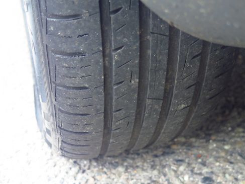 Used 2005 Volvo S40 2.4i FWD image 25