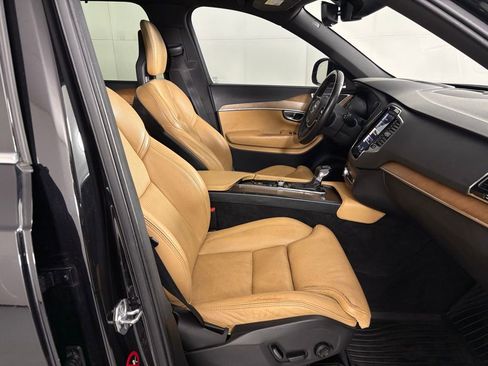 Used 2017 Volvo XC90 T6 Inscription w/ Vision Package AWD/4WD image 39