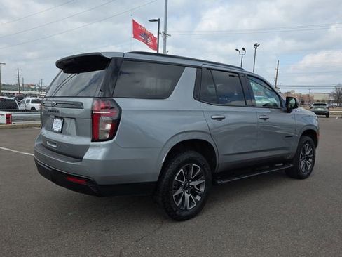 Used 2024 Chevrolet Tahoe Z71 w/ Luxury Package image 5