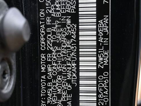 Used 2022 Toyota Prius LE image 38