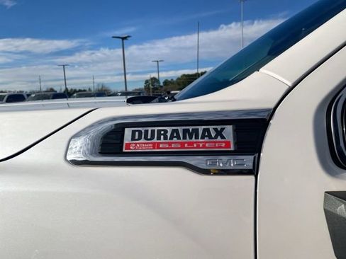 Used 2022 GMC Sierra 3500 Denali w/ Denali Ultimate Package image 51