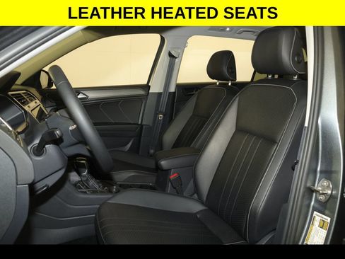 Used 2022 Volkswagen Tiguan SE AWD/4WD image 4