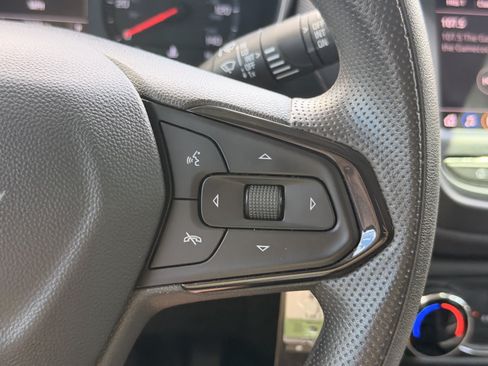 Used 2023 Chevrolet TrailBlazer LS FWD image 20
