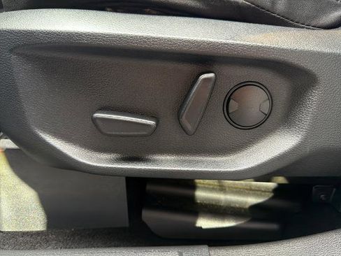 Certified 2025 Ford Ranger Lariat w/ FX4 Off-Road Package image 20