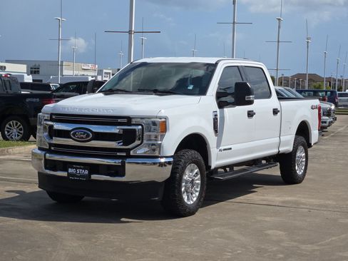 Used 2021 Ford F250 XLT AWD/4WD image 10