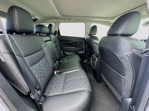 Used 2023 Nissan Murano Platinum w/ Cargo Package image 19