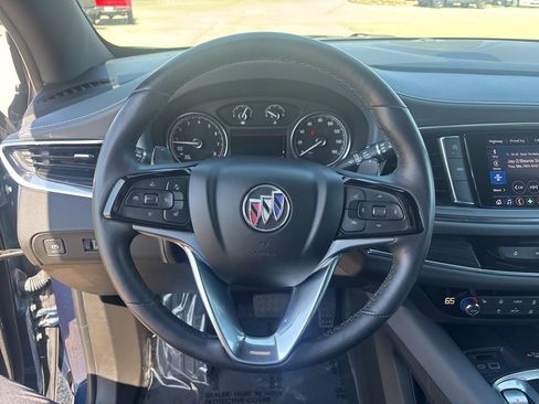 Used 2024 Buick Enclave Essence w/ Technology Package AWD/4WD image 12