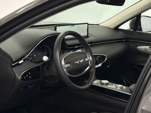 Used 2025 Genesis GV70 2.5T image 14