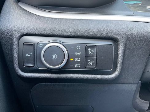 Used 2023 Ford Explorer XLT w/ Equipment Group 202A AWD/4WD image 42