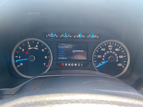 Used 2016 Ford F150 XLT w/ Equipment Group 302A Luxury image 19