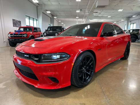 Used 2023 Dodge Charger Scat Pack w/ Daytona Edition Group image 3
