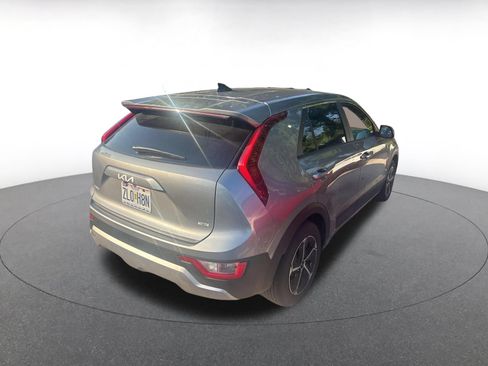Used 2026 Kia Niro LX FWD image 6