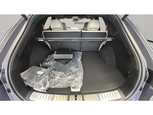 New 2026 Genesis GV70 3.5T Sport Prestige AWD/4WD image 12