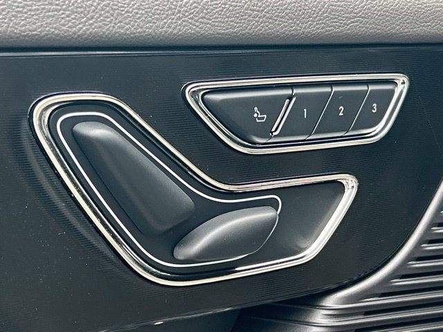 Used 2022 Lincoln Corsair AWD w/ Equipment Group 101A image 27
