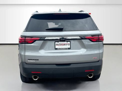 Used 2023 Chevrolet Traverse RS FWD image 6