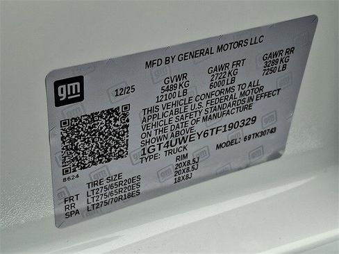 New 2026 GMC Sierra 3500 Denali w/ Denali Reserve Package image 16