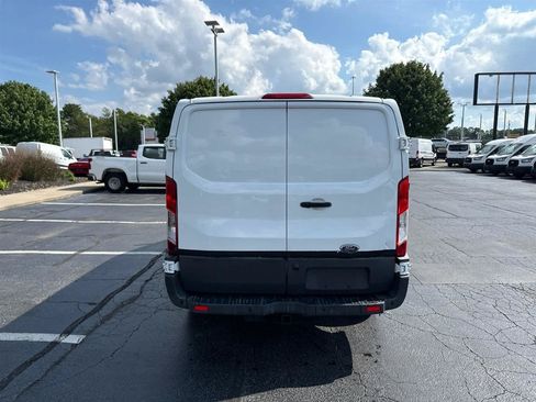 Used 2016 Ford Transit 250 130 Low Roof RWD image 7