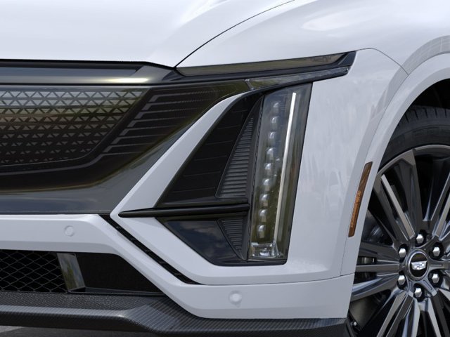 New 2027 Cadillac Lyriq V Premium w/ Exterior Carbon Fiber Package AWD/4WD image 10