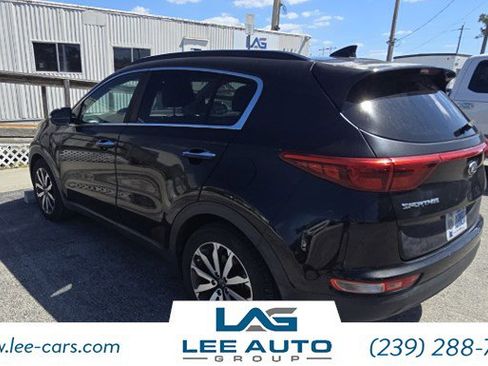 Used 2018 Kia Sportage EX w/ EX Premium Package FWD image 4