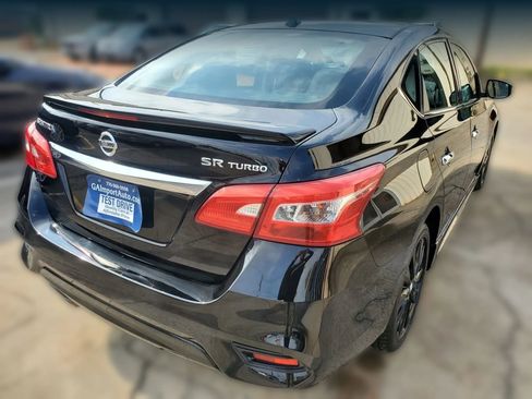 Used 2017 Nissan Sentra SR Turbo w/ SR Midnight Edition FWD image 14