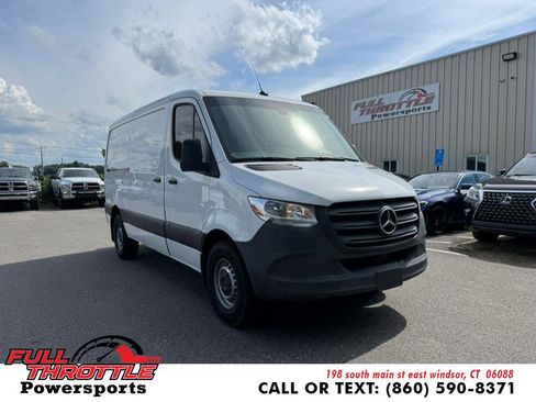 Used 2022 Mercedes-Benz Sprinter 2500 image 1