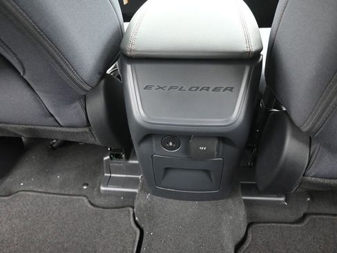 New 2026 Ford Explorer Active image 14