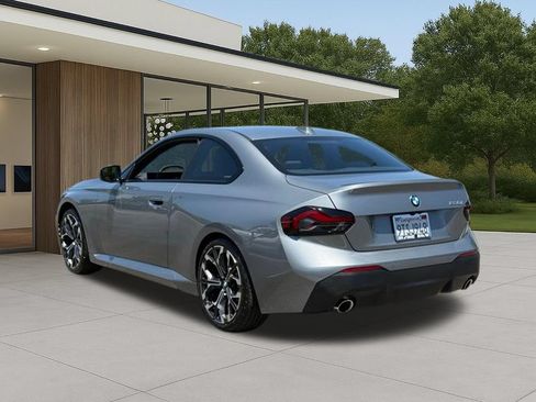 Used 2025 BMW 230i Coupe w/ Convenience Package RWD image 12