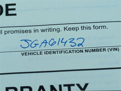 Used 2018 Ford Explorer XLT image 10