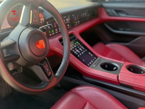 Used 2023 Porsche Taycan RWD image 3