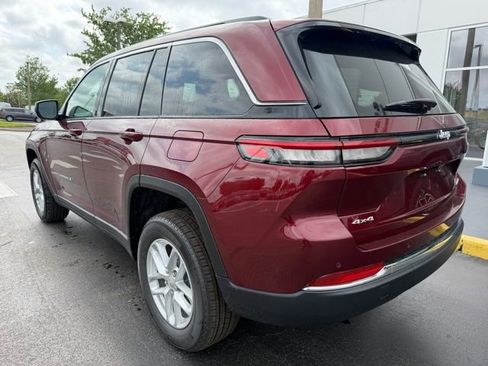 New 2026 Jeep Grand Cherokee Laredo AWD/4WD image 8