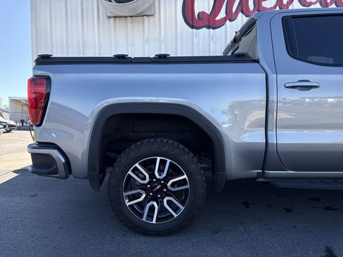 Used 2024 GMC Sierra 1500 AT4 w/ Technology Package image 32